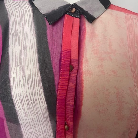 Sheer multi color block blouse - Picture 5 of 6